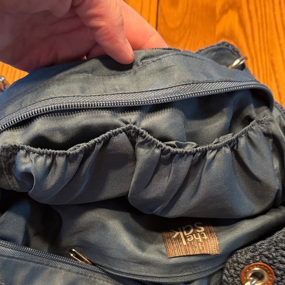 Stylish Gray Handwoven Bag - Picture 9 of 13